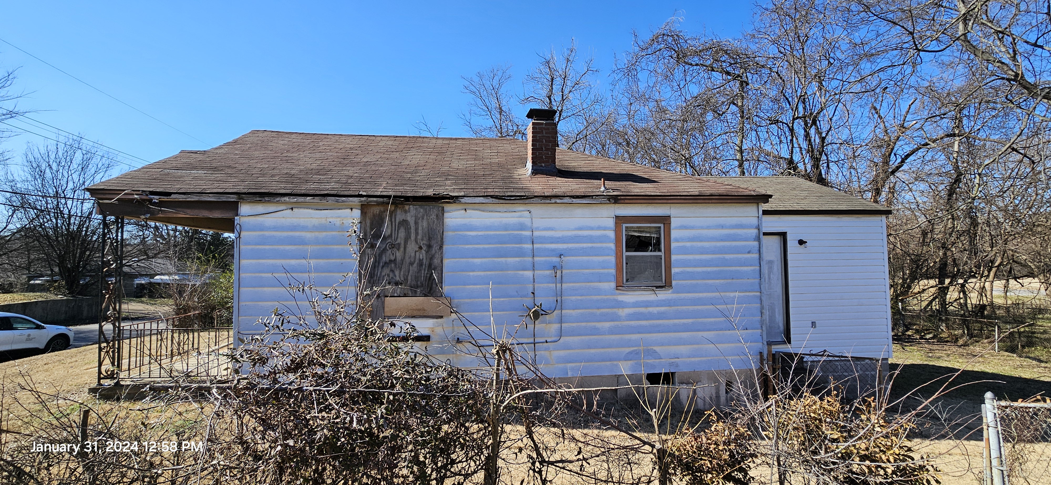 174 W Dison photo